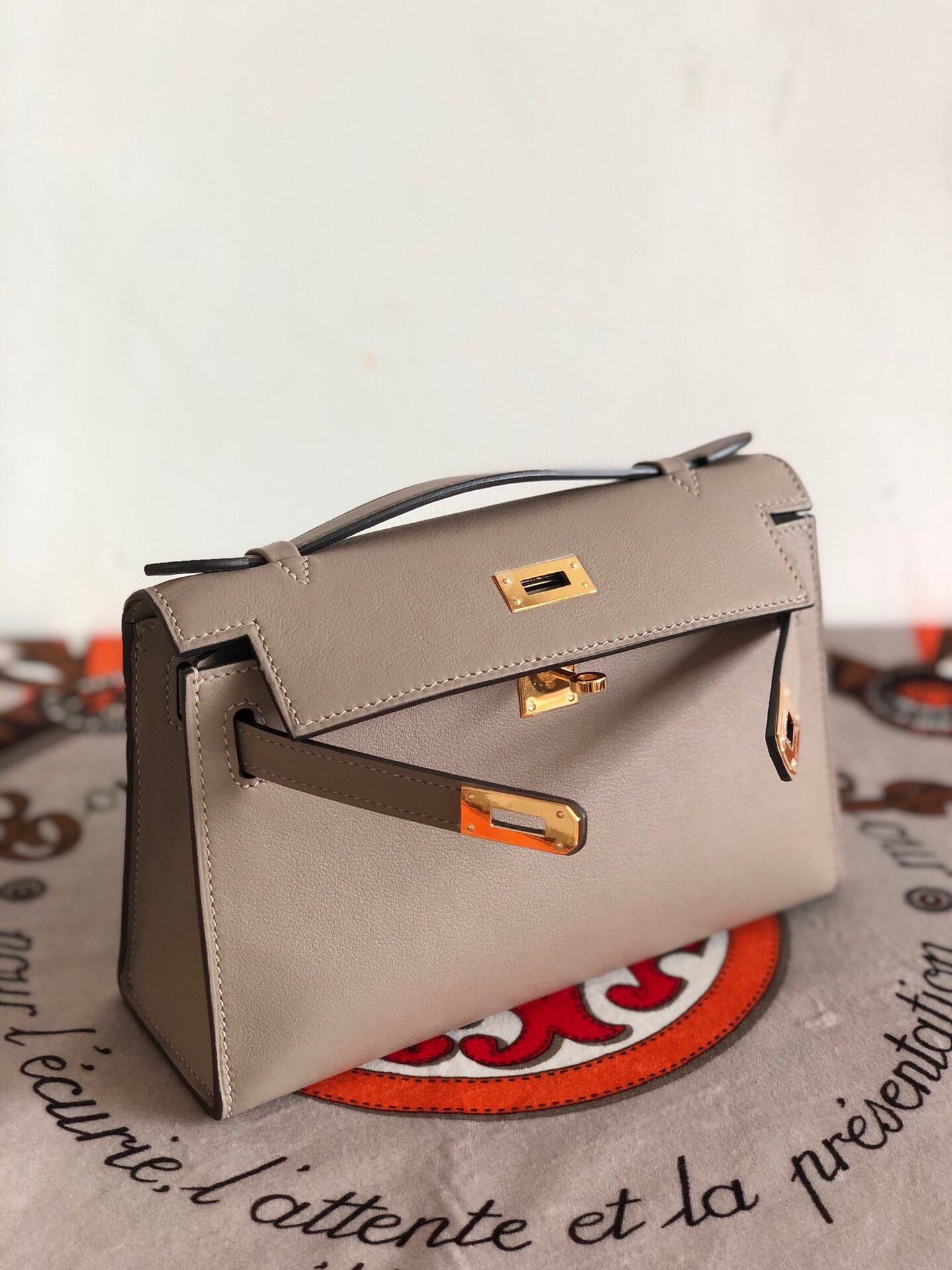 에르메스 미니 켈리백22 그리스 금장 스위프트